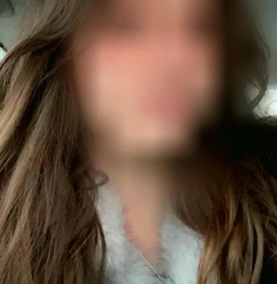 Annika, 23