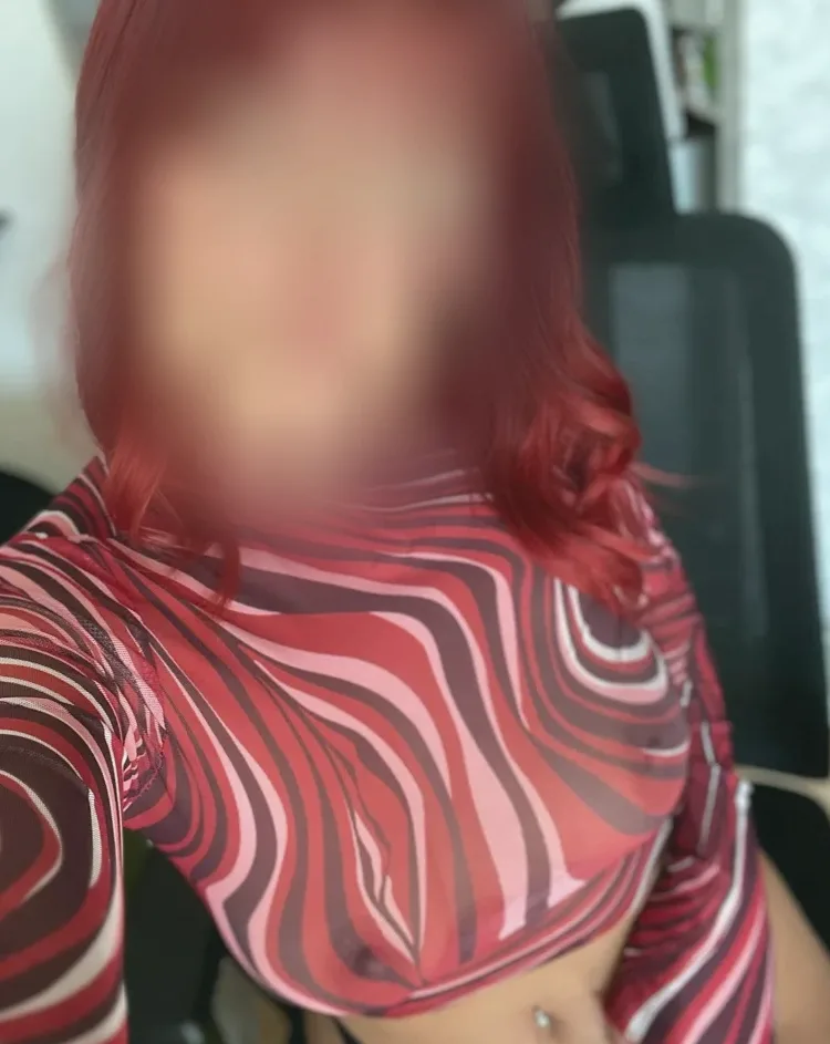 Emilia, 26
