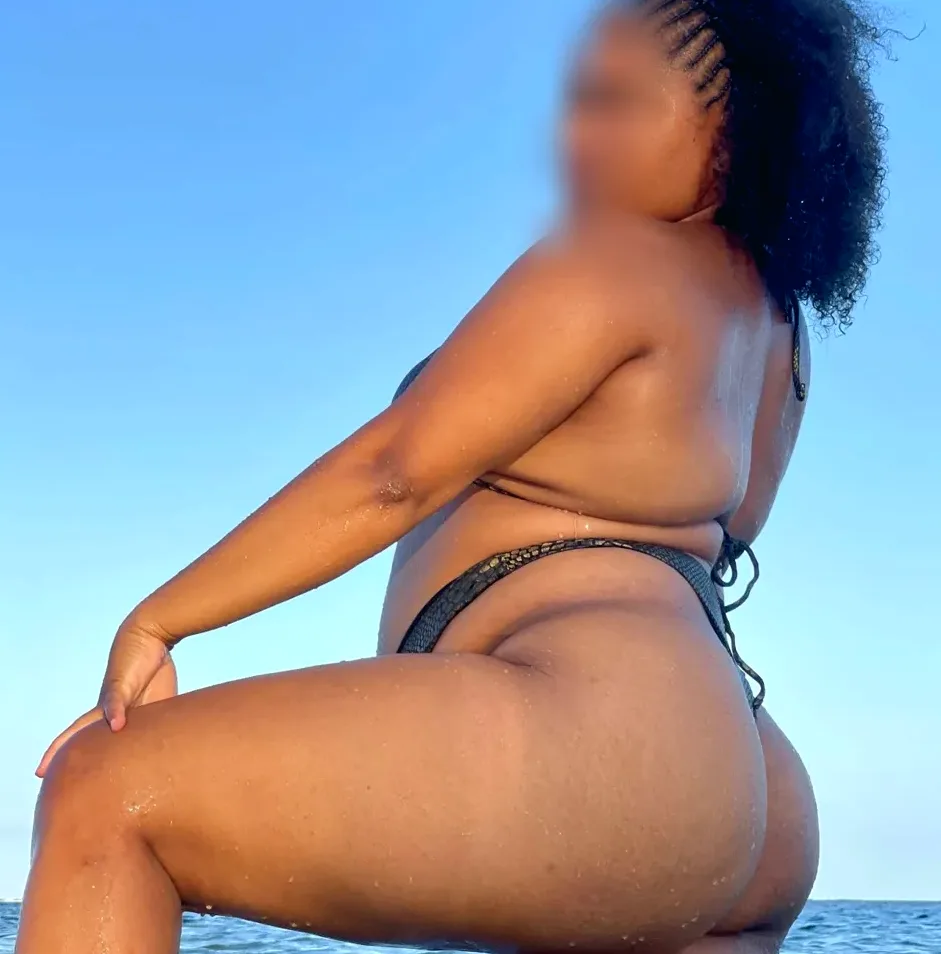 Jessica, 29